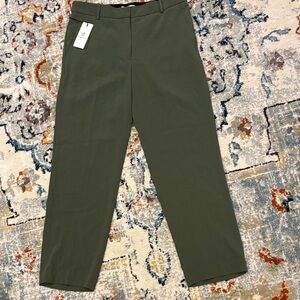 Babaton “Command” Slim Straight Leg Pants-NWT